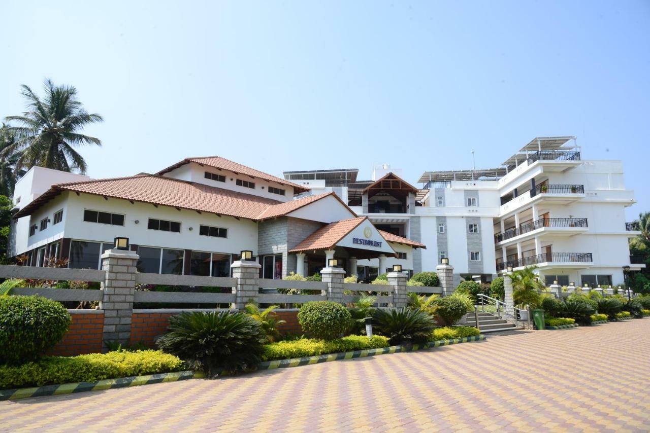 Apoorva Resorts 다바나게레 외부 사진